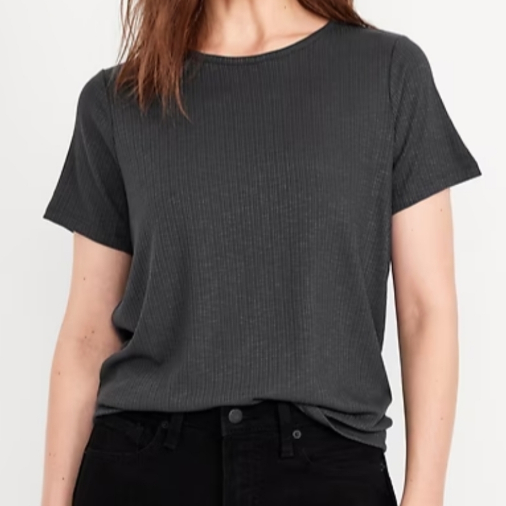 🦇 Old Navy Luxe Ribbed Slub-Knit T-Shirt 🦇